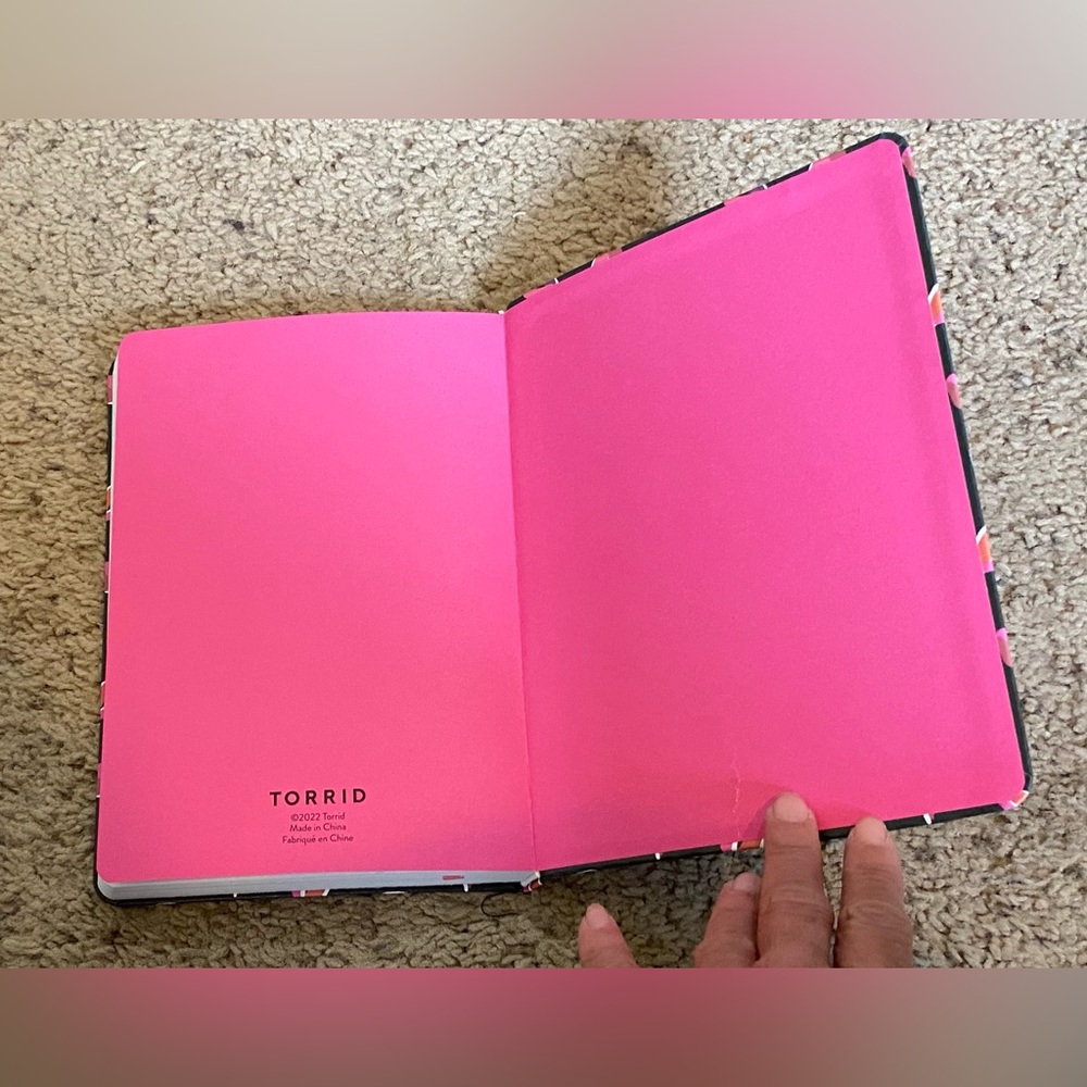 Torrid Note Book - Picture 5 of 5